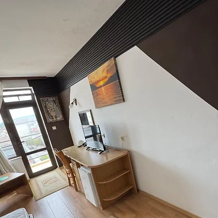 зонарита Hotel Primorsko